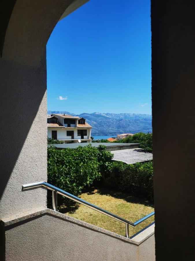 Apartmani Nikolina Ražanac Extérieur photo